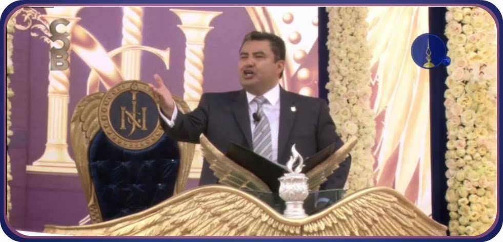 Y NOSOTROS TU ECO... ENTREVISTA A SAMUEL JOAQUIN FLORES