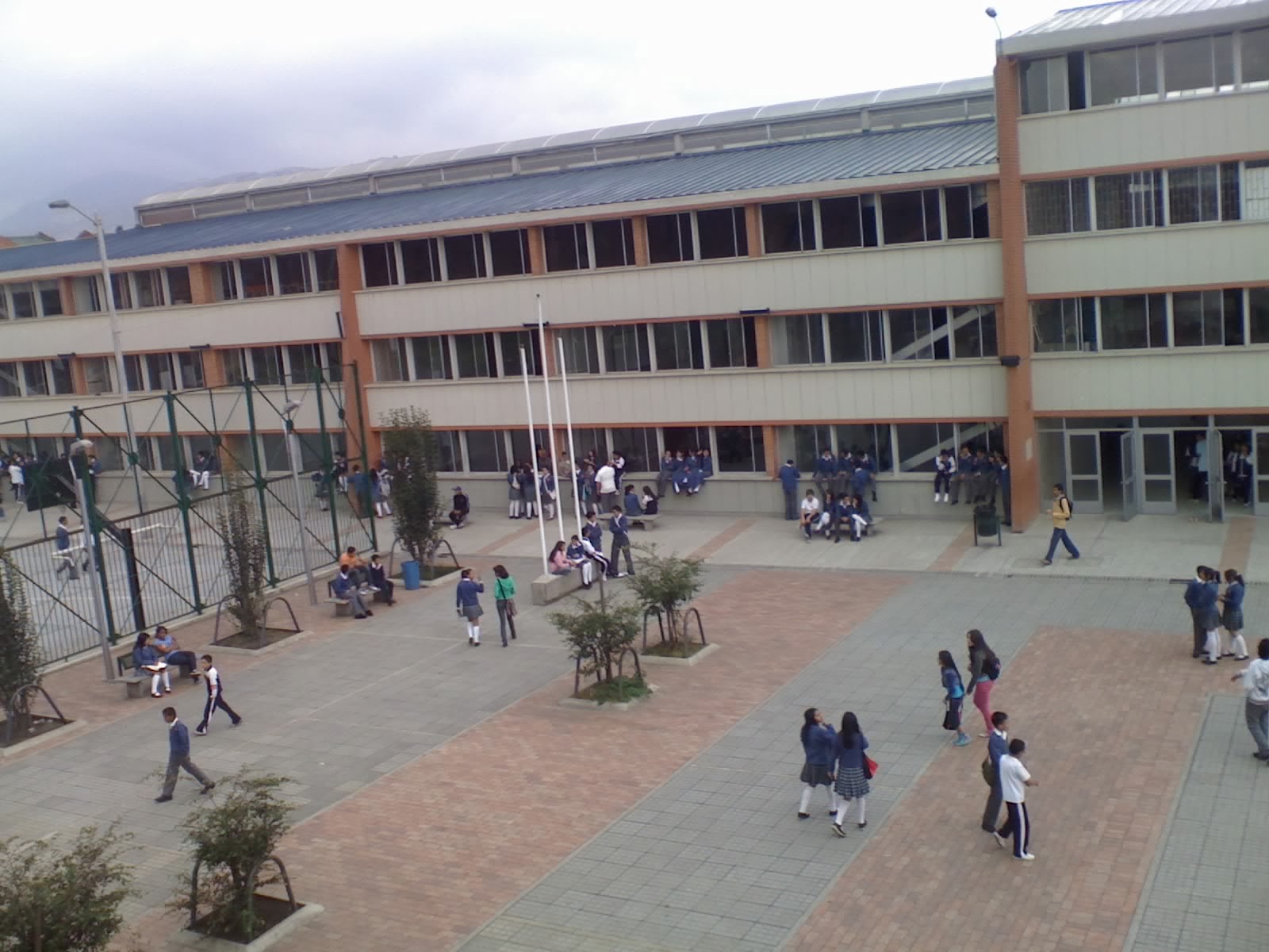 El colegio.