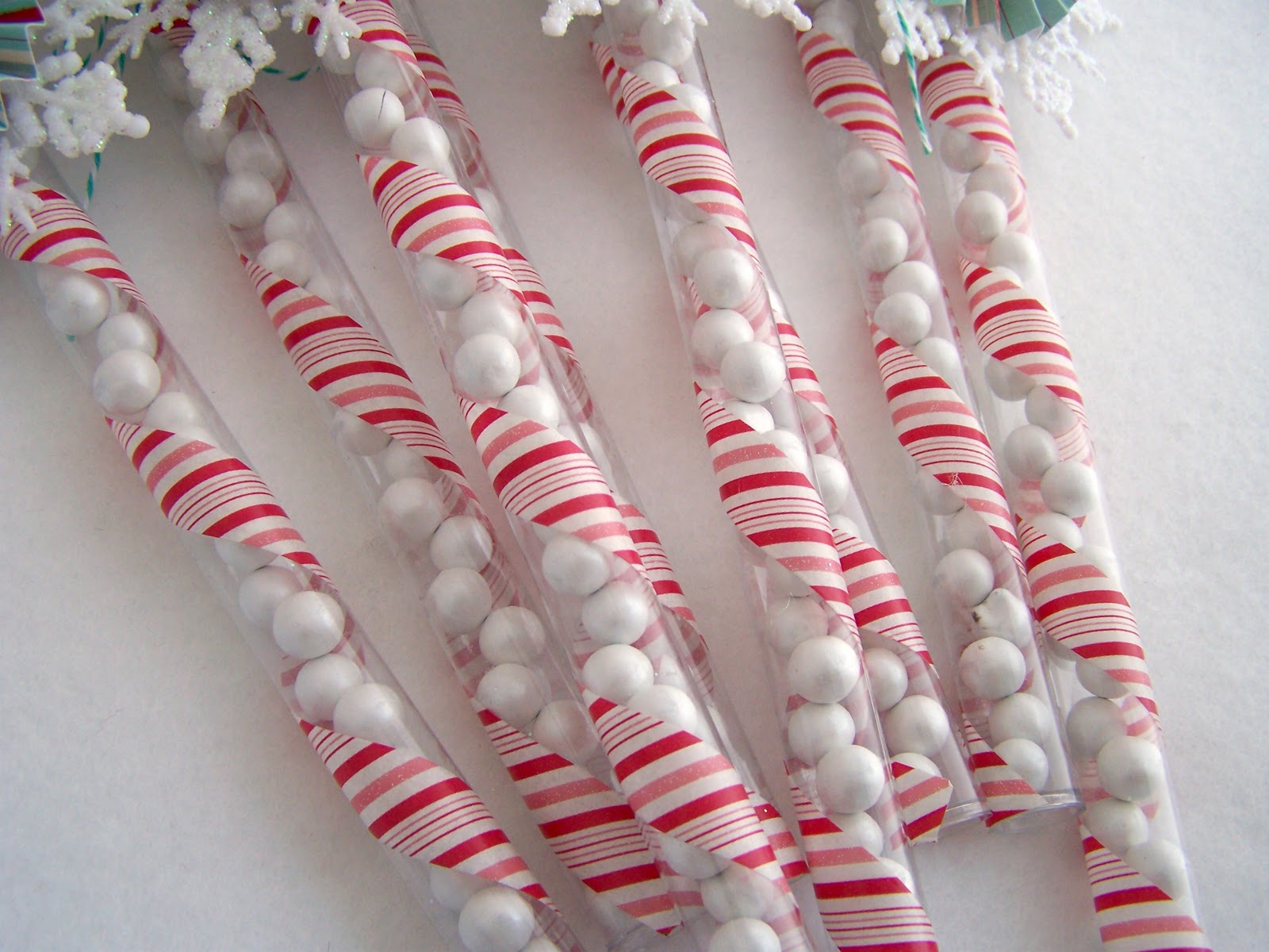 Precocious Paper Merry Christmas Wands