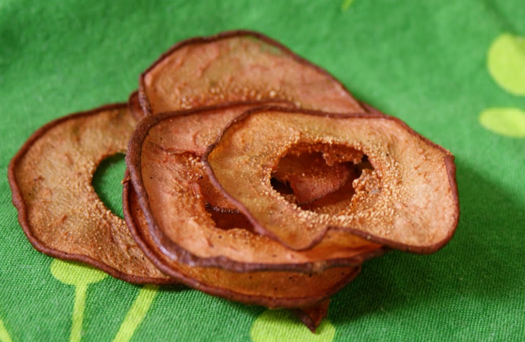 Cook Play Explore Spiced Fruit Crisps