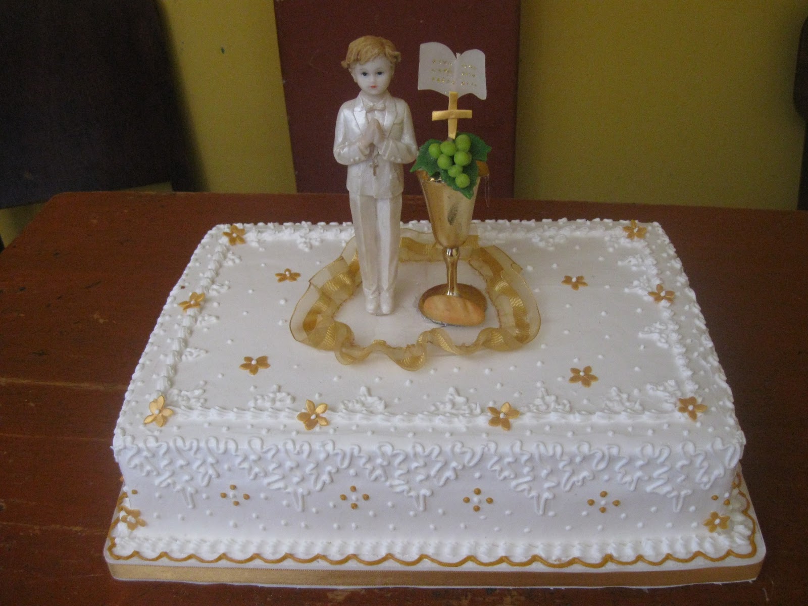 Pastel de primera comunión Imagui