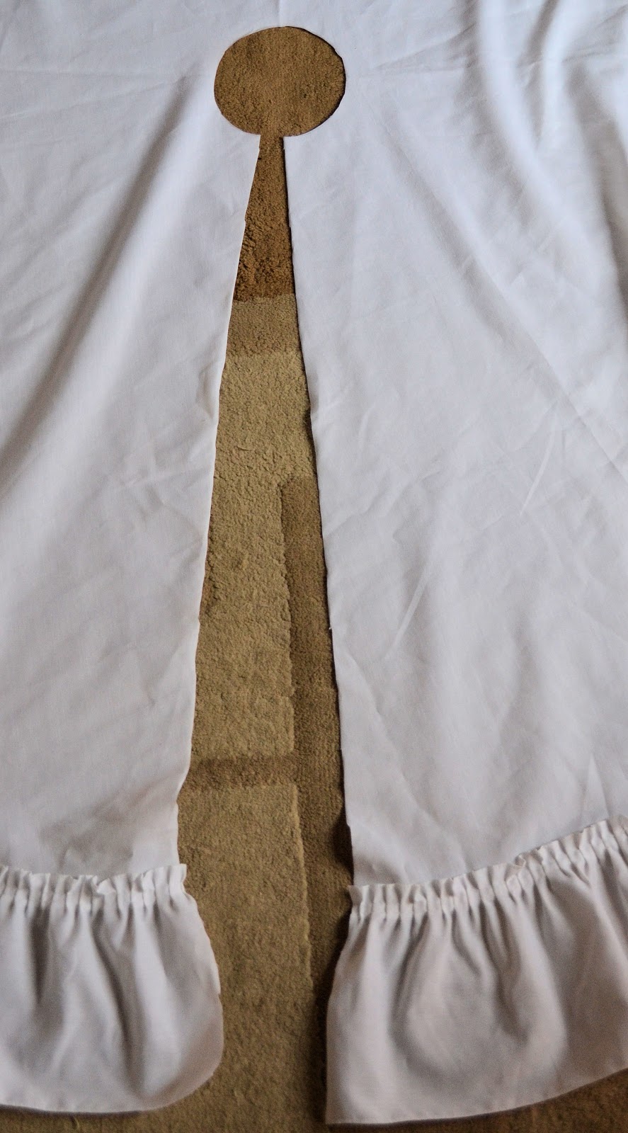 Shabby Love Quick and Easy Ruffled Tree Skirt