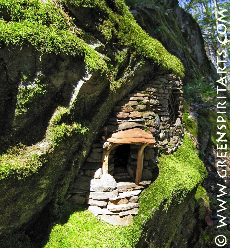 Diy stone fairy house Diy stone fairy house