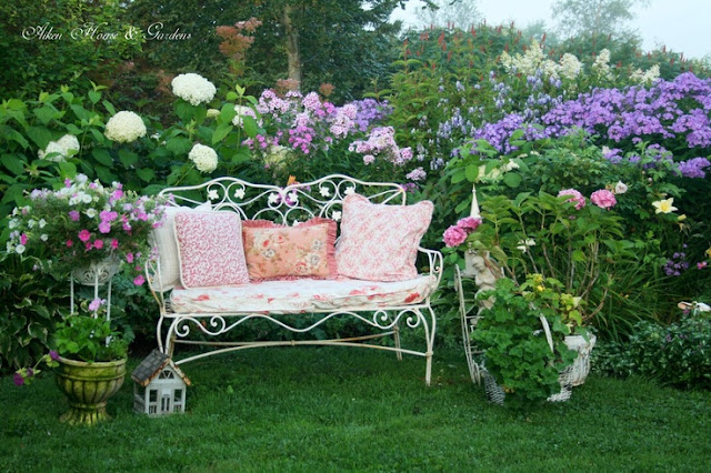 bancos de jardim no rs:Beijos e bom relaxamento para você. bancos de jardim no rs:Beijos e bom relaxamento para você.