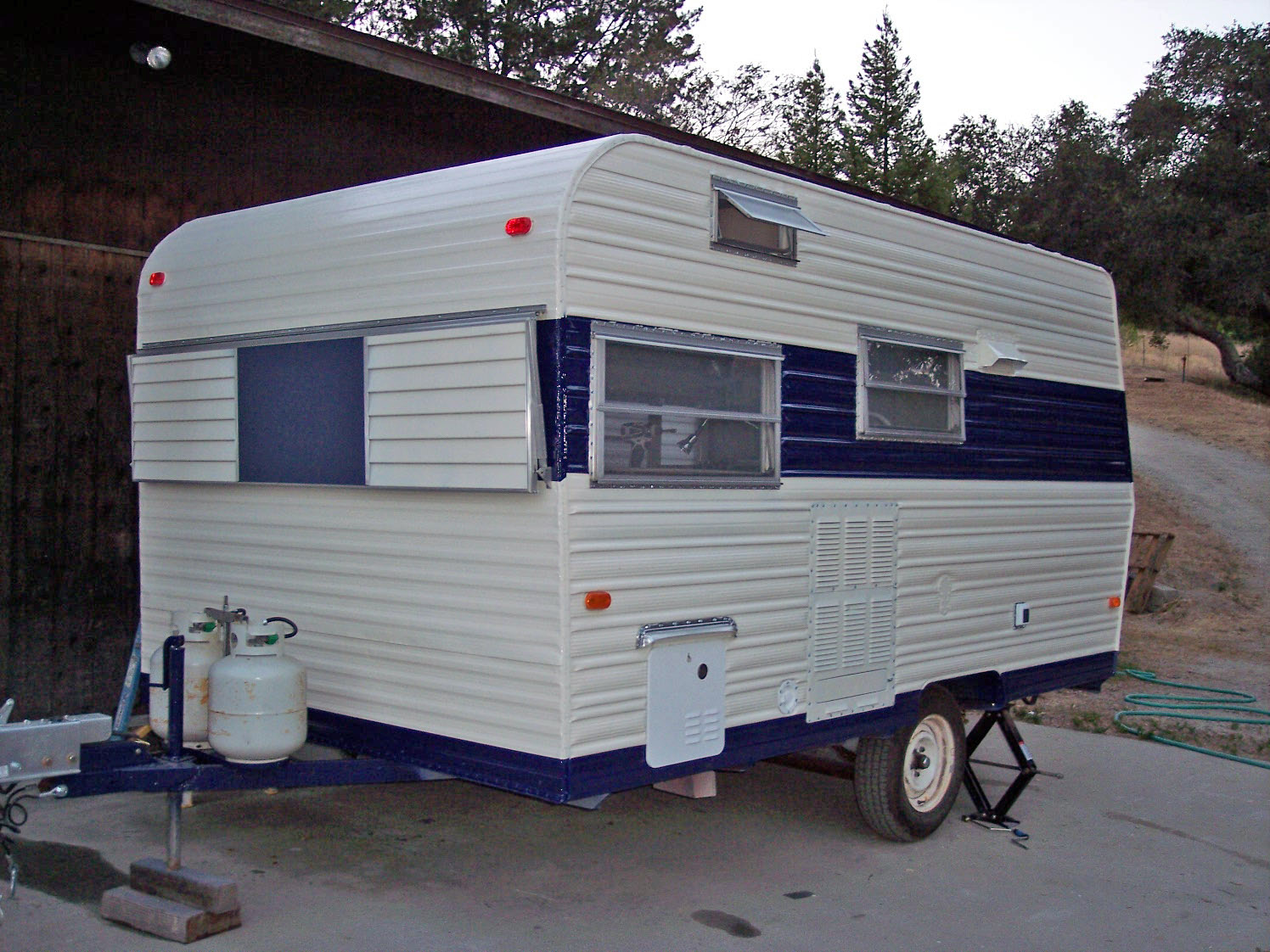 Adventures in Vintage Travel Trailer Remodel: Paint, Windows, Trim and