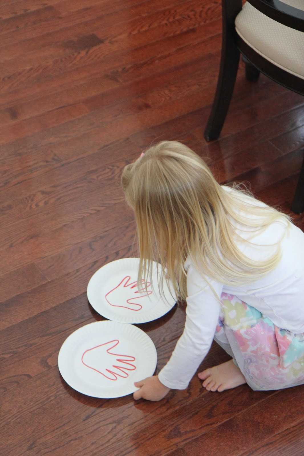 Toddler Approved! Handprint Color Matching Game {Virtual Book Club for