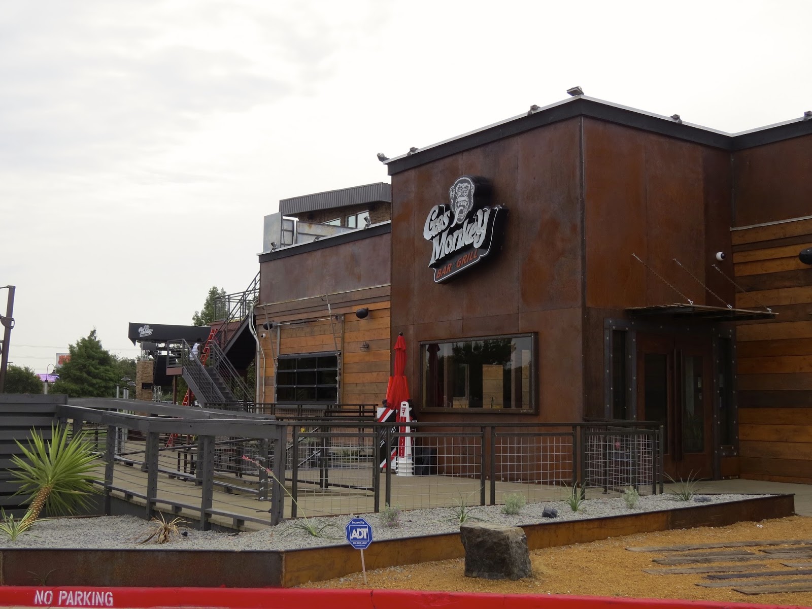 Oh So Tasty Gas Monkey Bar & Grill Oh So Cynthia