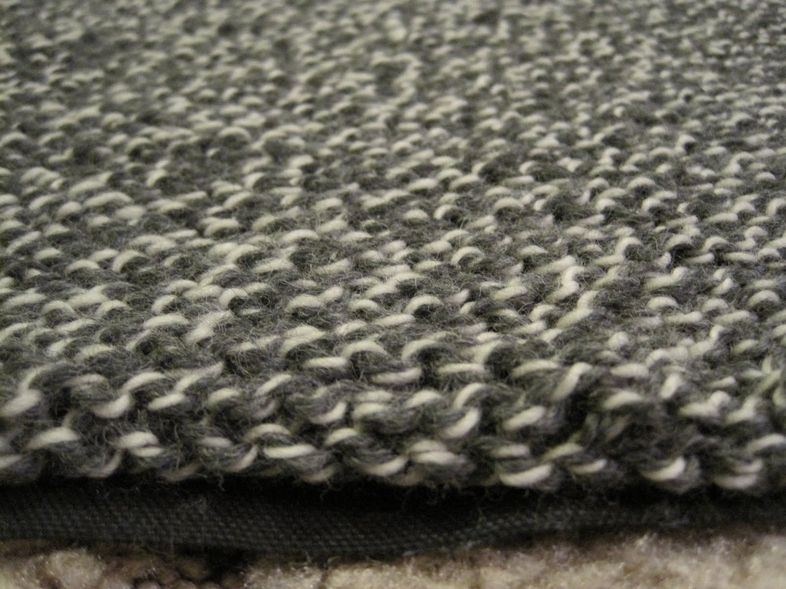 The Pickled Herring Easy Knit Pillow Tutorial