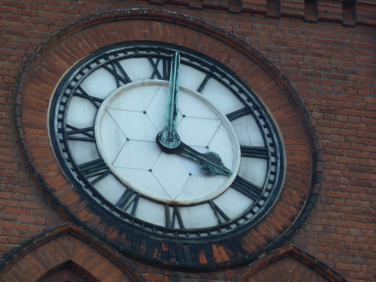 Clock This Kingston upon Thames Clocks