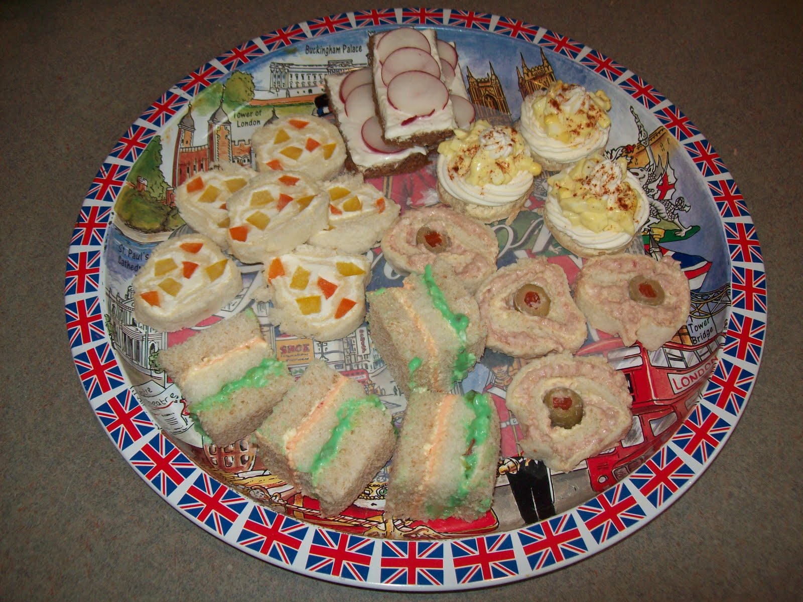 April's Homemaking: Tea Sandwich Recipes & Tutorial