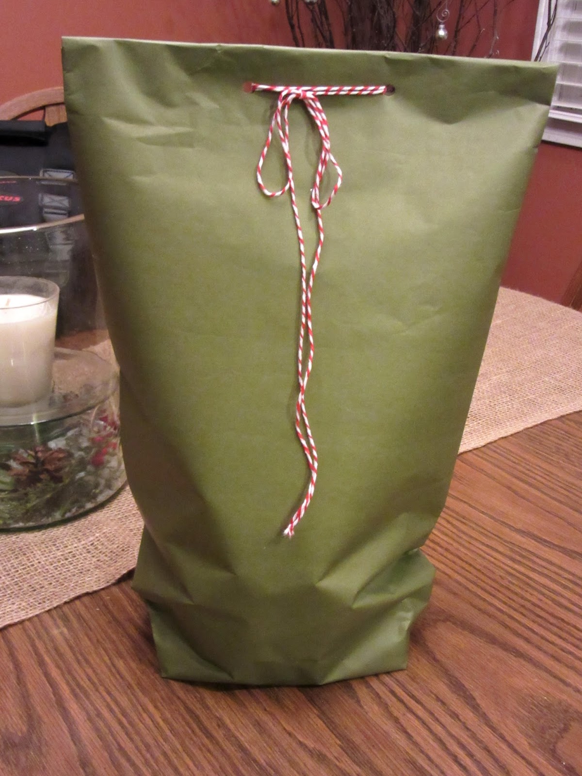 My Little Corner of the World How to wrap that odd shaped gift!