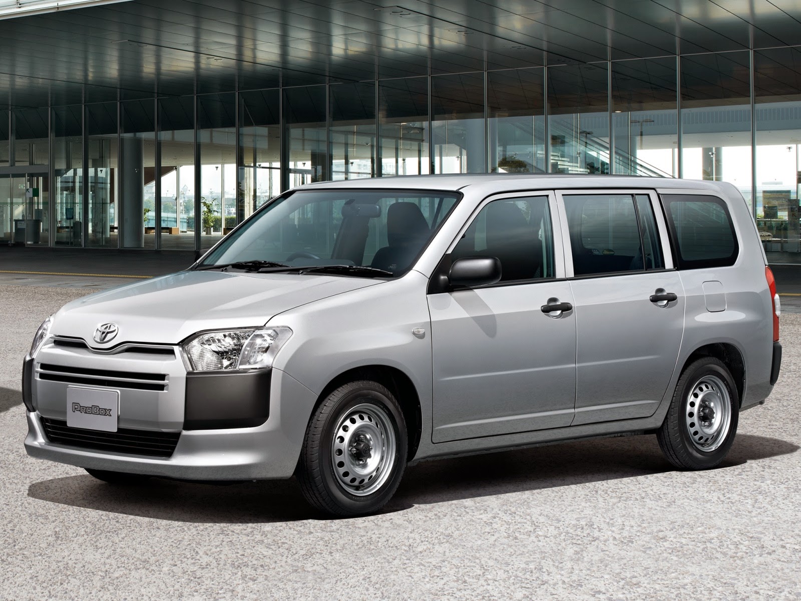2014 Toyota Probox And Succeed Updated Practicality