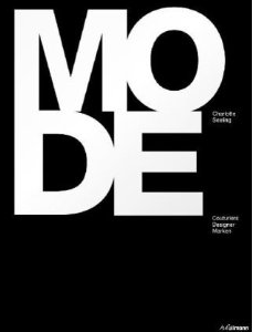 Mode Edle Dufte Und Accessoires Buch Kultur Und Lifestyle Rezension Mode 150 Jahre Couturies Designer Marken Gebundene Ausgabe