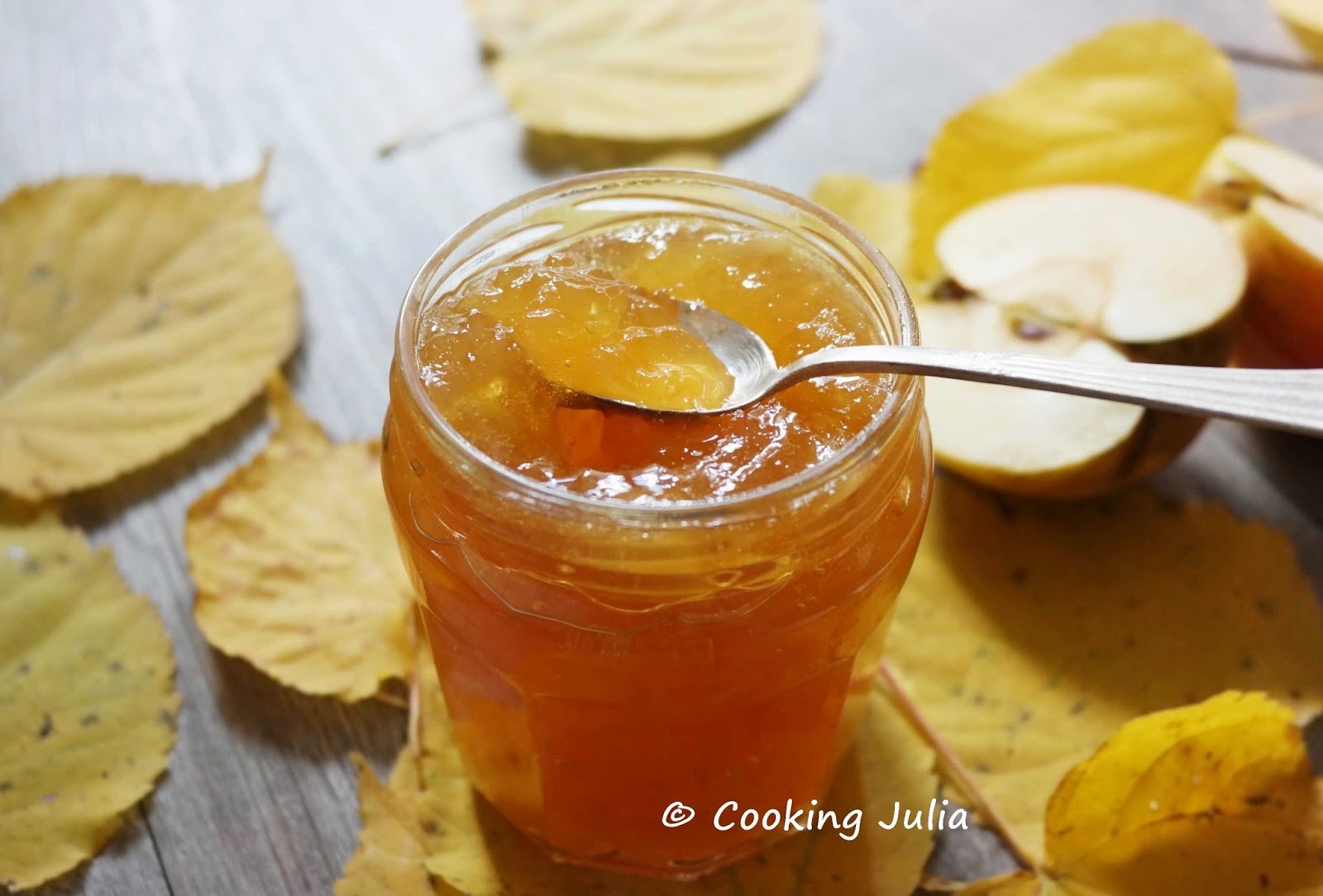 COOKING JULIA : CONFITURE DE POMMES AU CARAMEL DE CHRISTINE FERBER