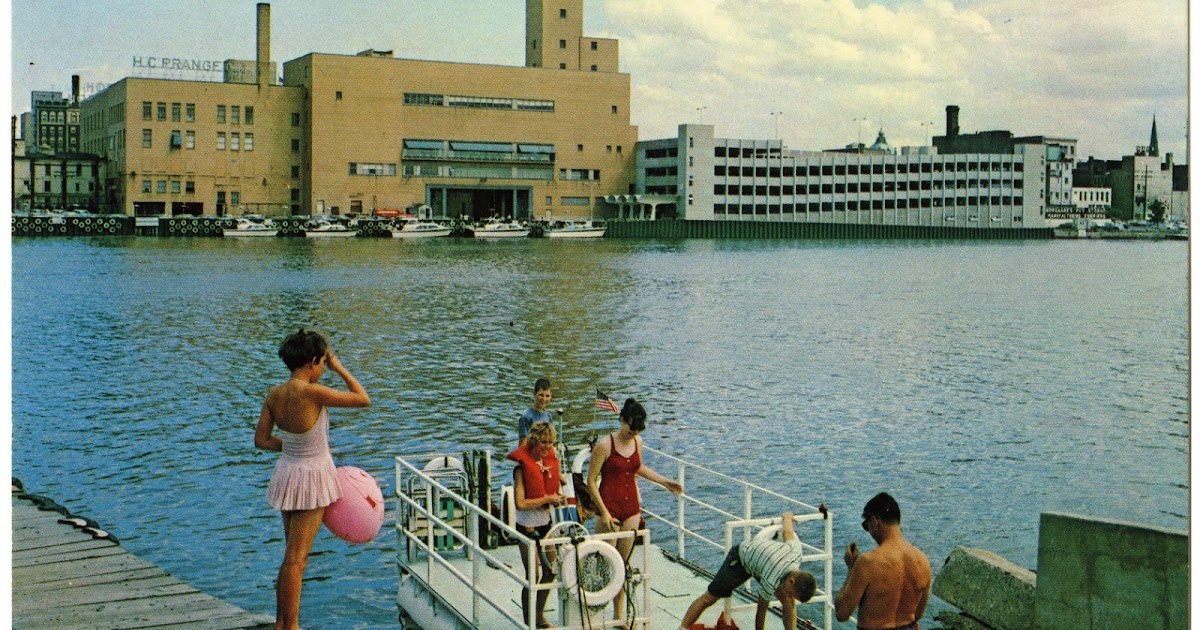 The Wisconsin Project Found Boating on The Fox River, Green Bay, WI