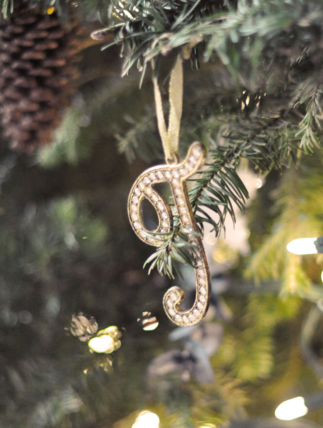 rustic christmas tree