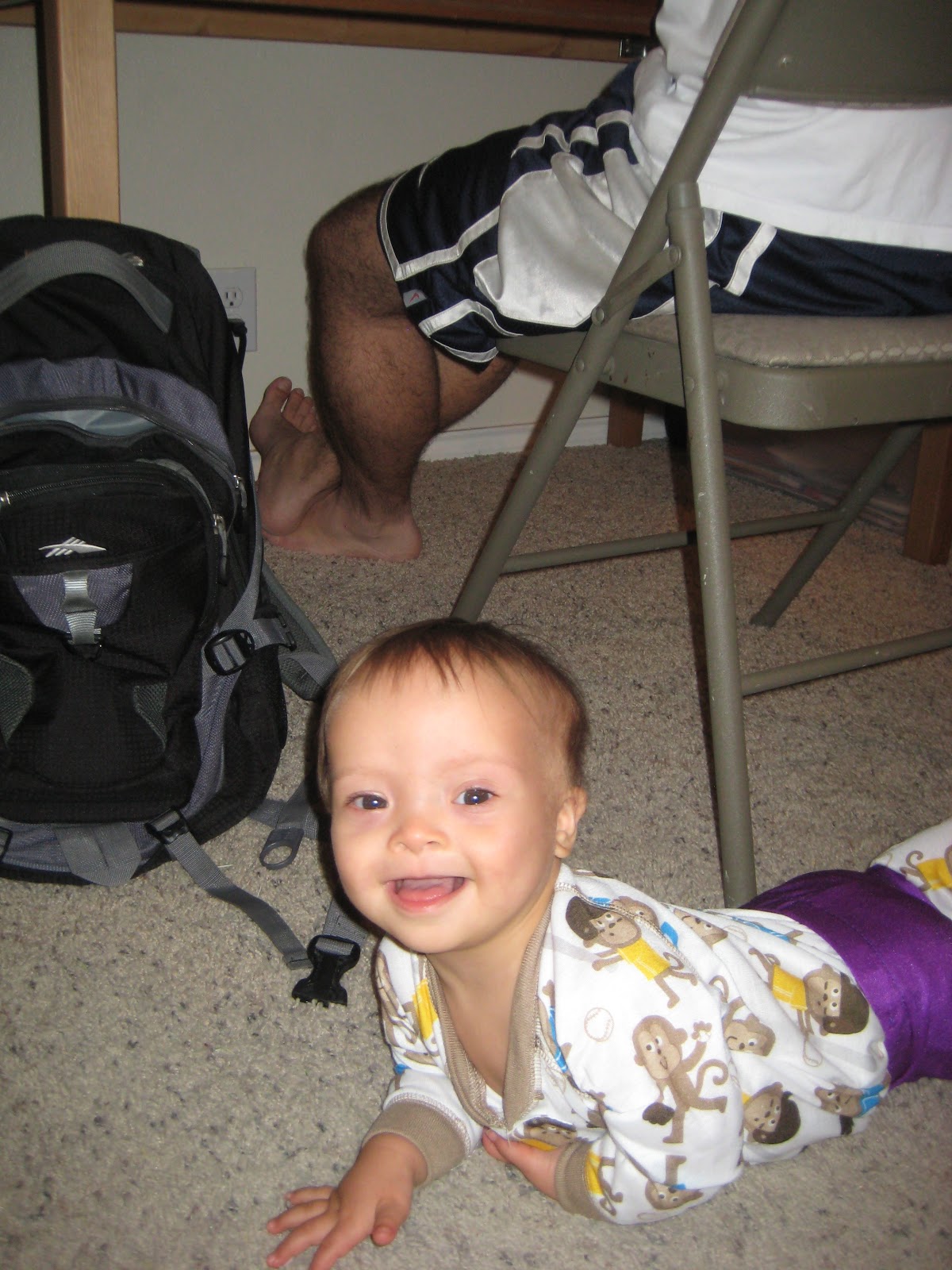 What a Team! How a Super Flexible Baby Sits Up