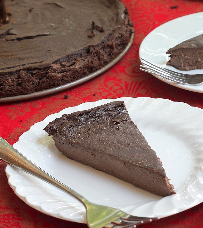 Mix it Up Chocolate Greek Yogurt Cheesecake