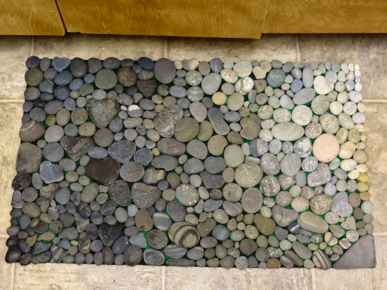 the little gunnell family DIY Stone Mat