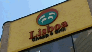 Jovem espancado por seguranças No Lisboa Chopp & Grill Jovem espancado por seguranças No Lisboa Chopp & Grill