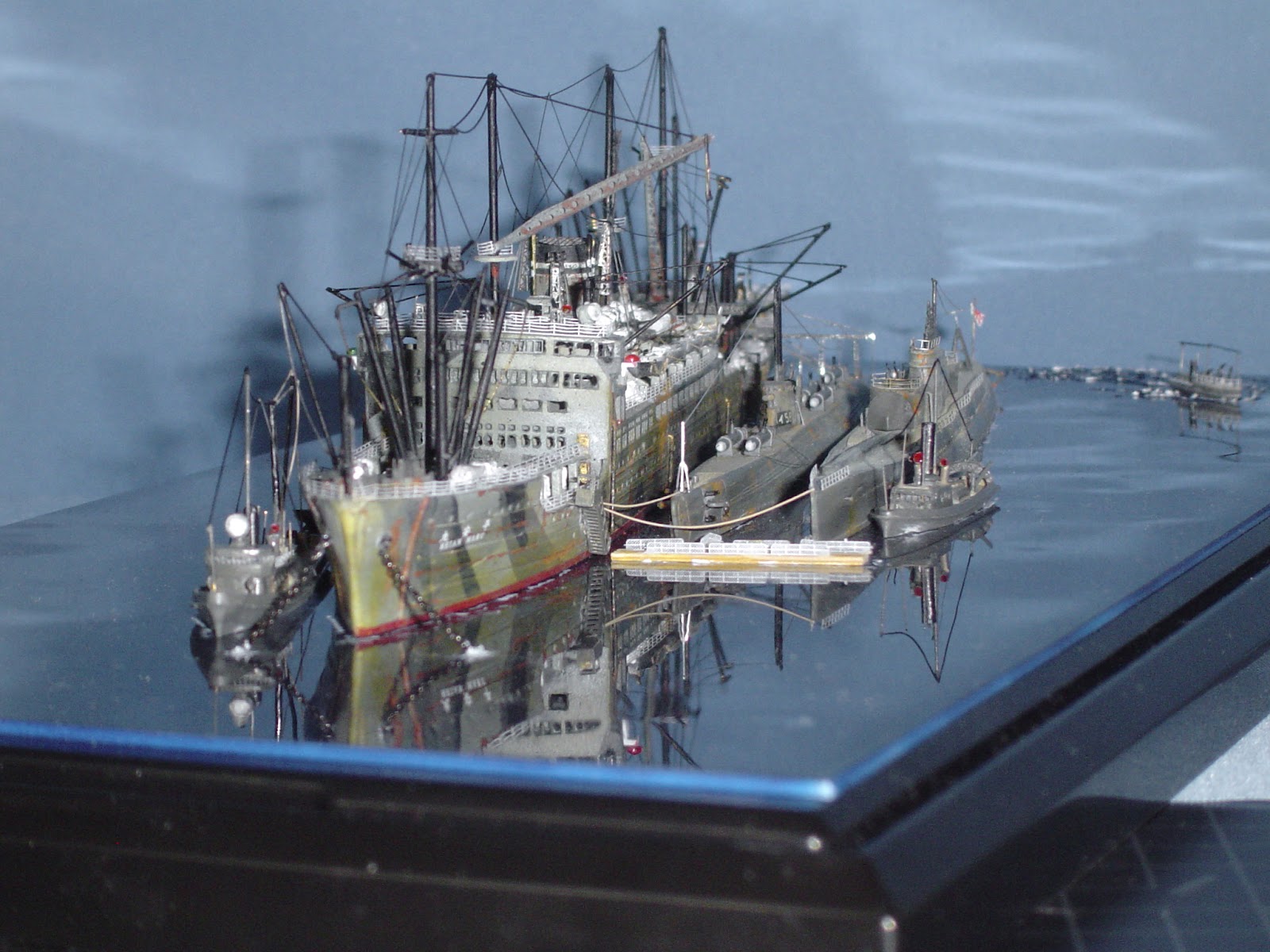 1/700 特設潜水母艦 平安丸