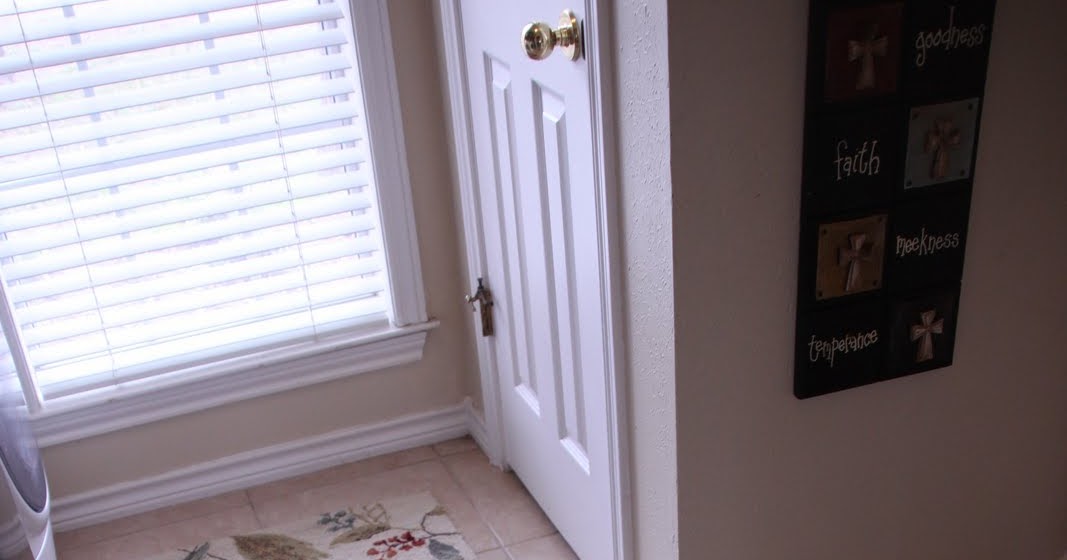 That Village House: Laundry Room Rug