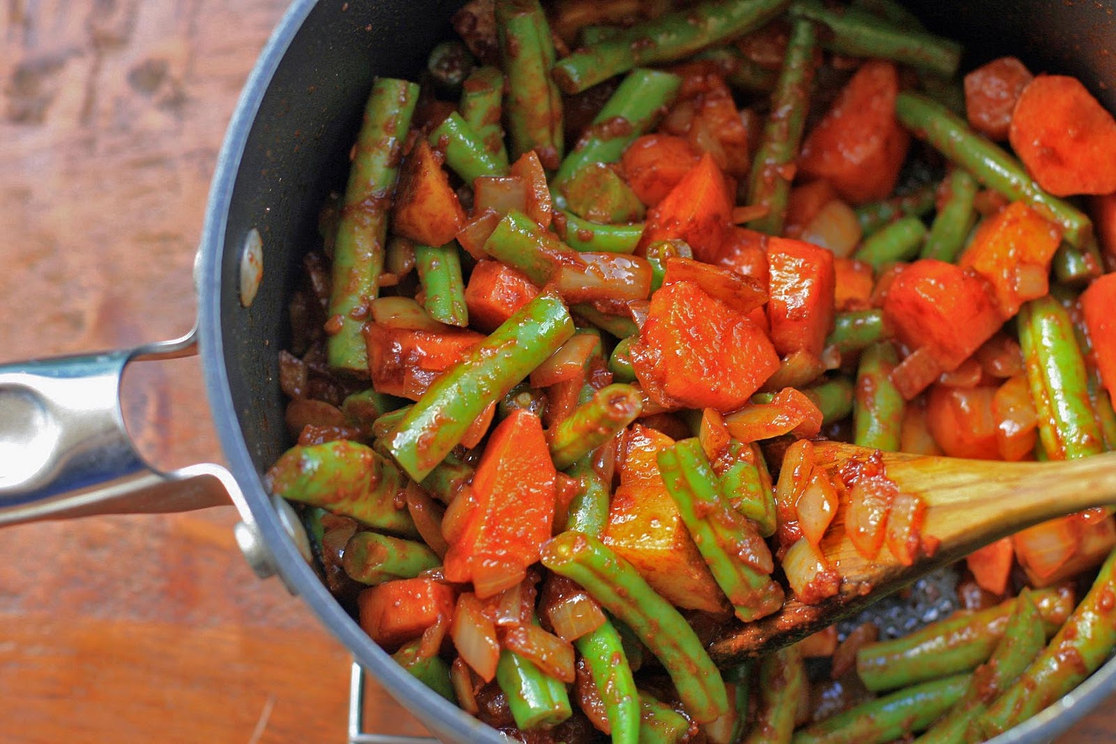 Yetakelt W’et Spicy Mixed Vegetable Stew Girl Cooks World