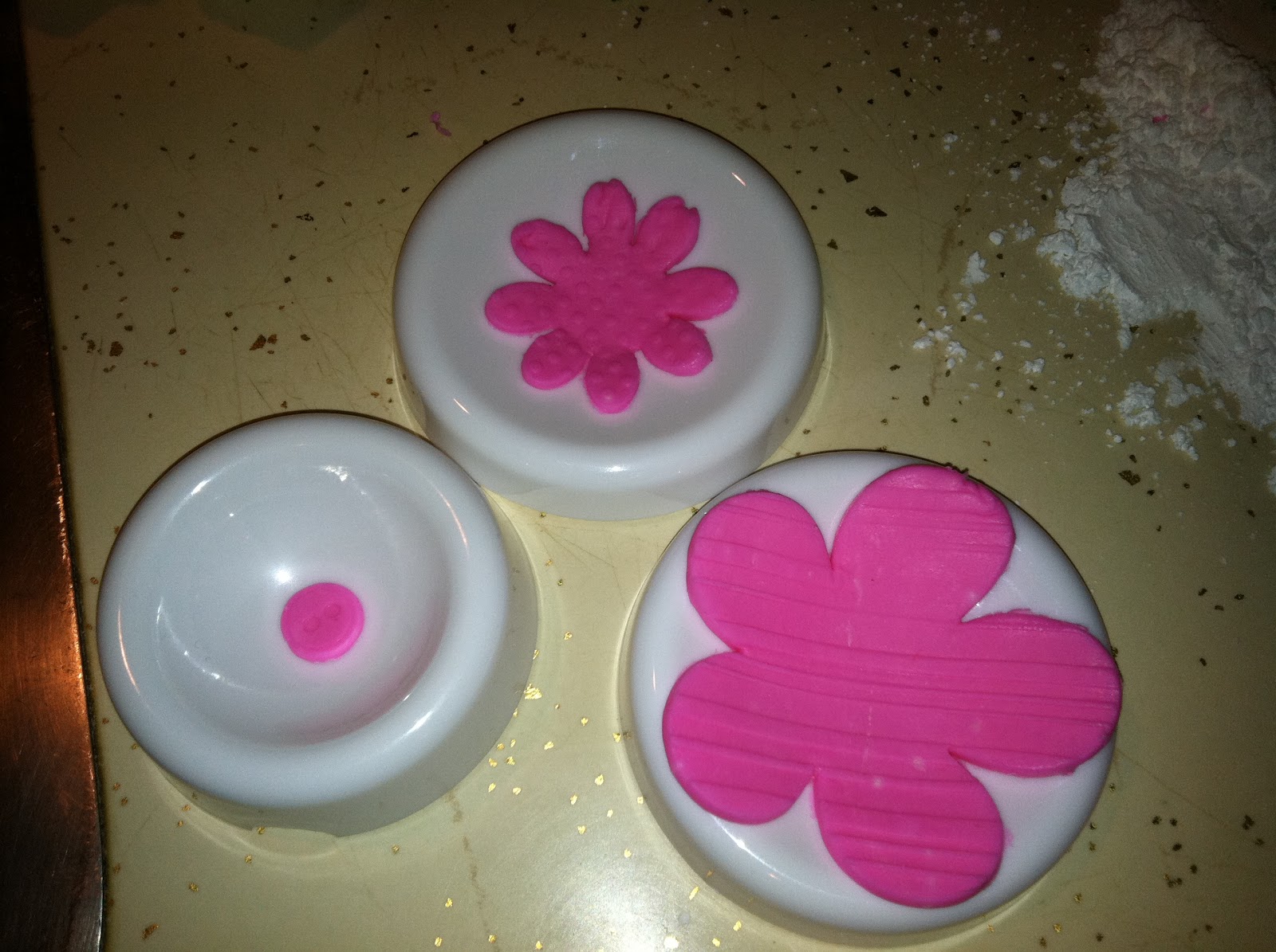 The Iced Queen Gum Paste Button Flowers