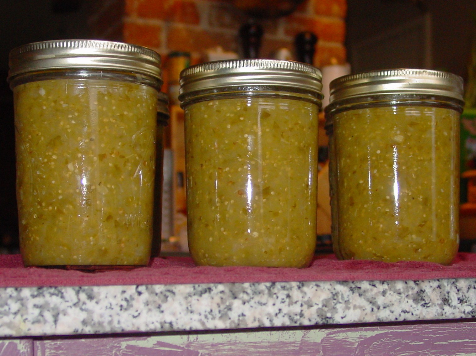 mason jars to muffin tins Tomatillo Salsa (Salsa Verde)