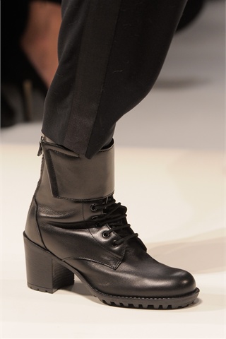 Blumarine-ElblogdePatricia-Shoes-zapatos-scarpe-calzado-chaussures-cordones