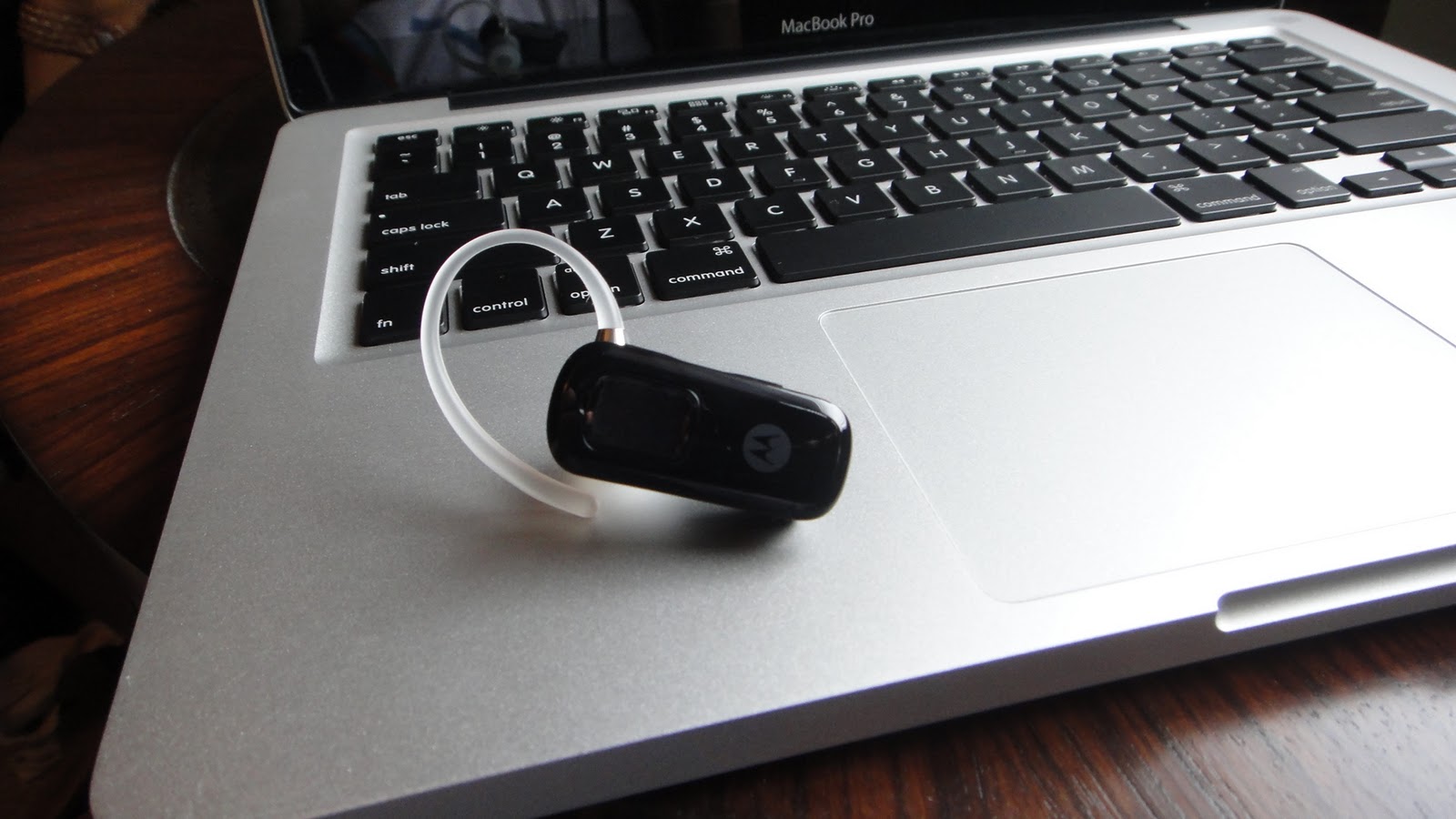 DAmacreviews: Motorola HX550