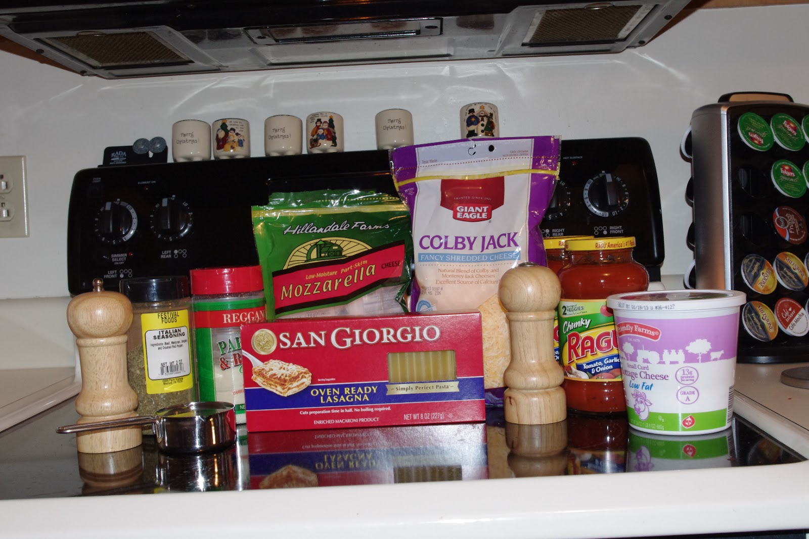 The Busy Moms' Recipe Box 4 Cheese Lasagna