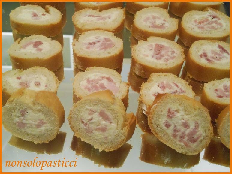 non solo pasticci: Rotelle di baguette ripiena