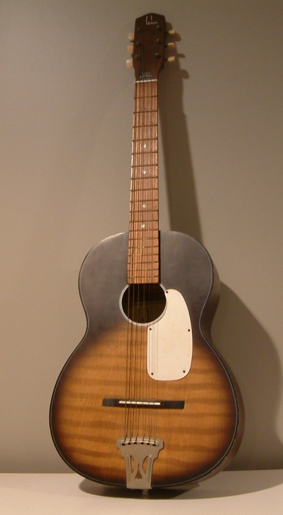 Craigslist Vintage Guitar Hunt Weiss acoutsic in Chicago for 100