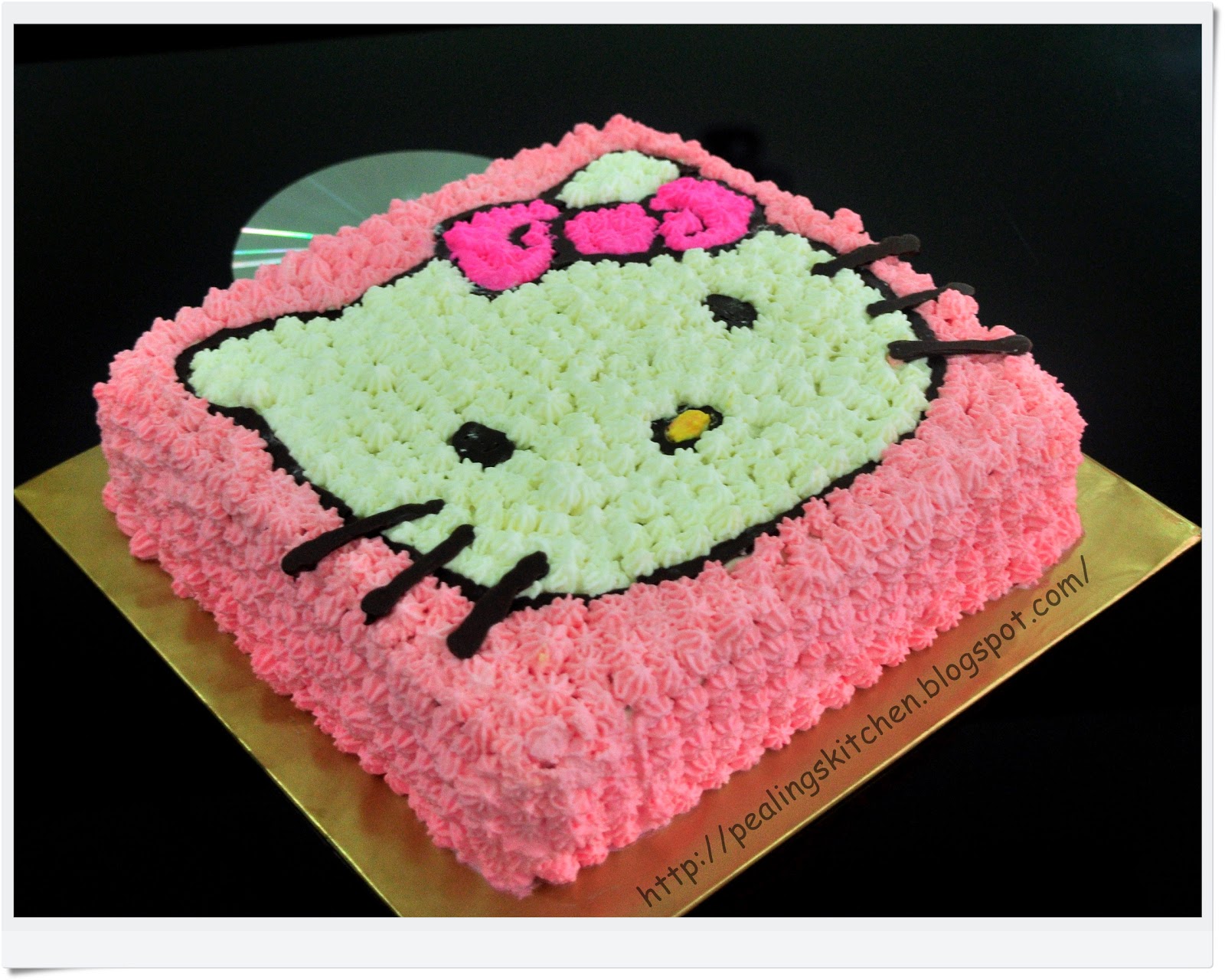 Fondant Cake - Hello Kitty Cake - sesamehandmade
