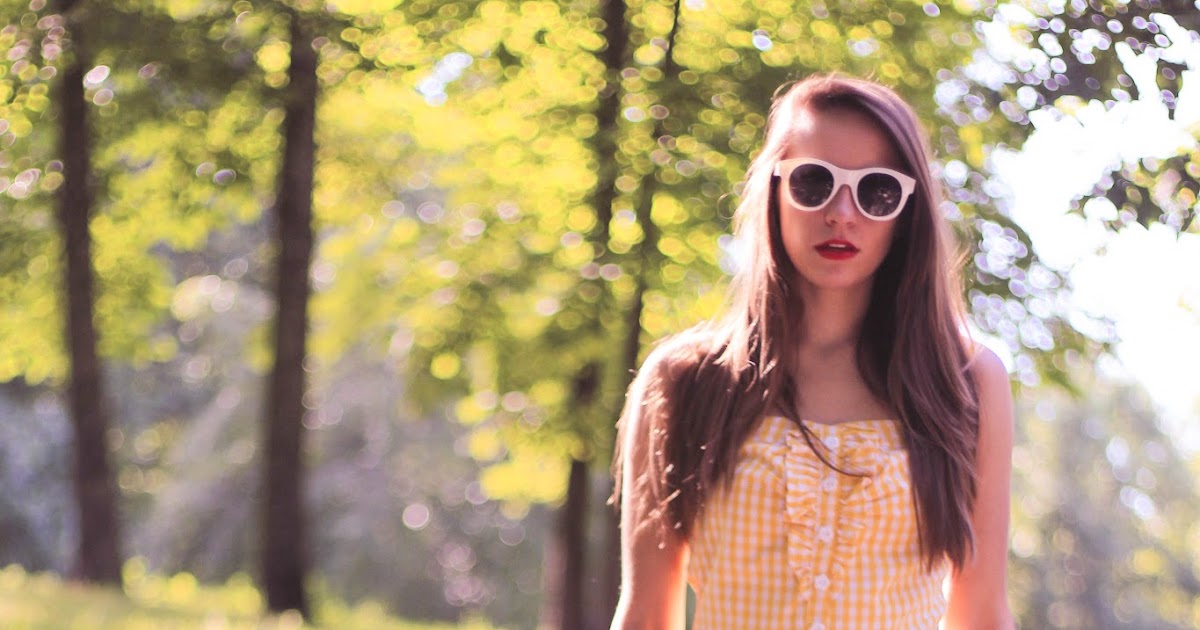 Tennessee Rose Gingham Girl