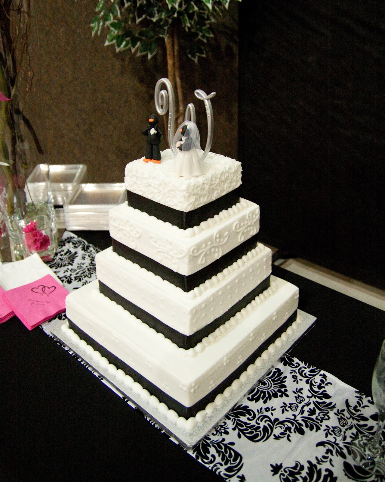 Freezing Your Wedding Cake Top Tier