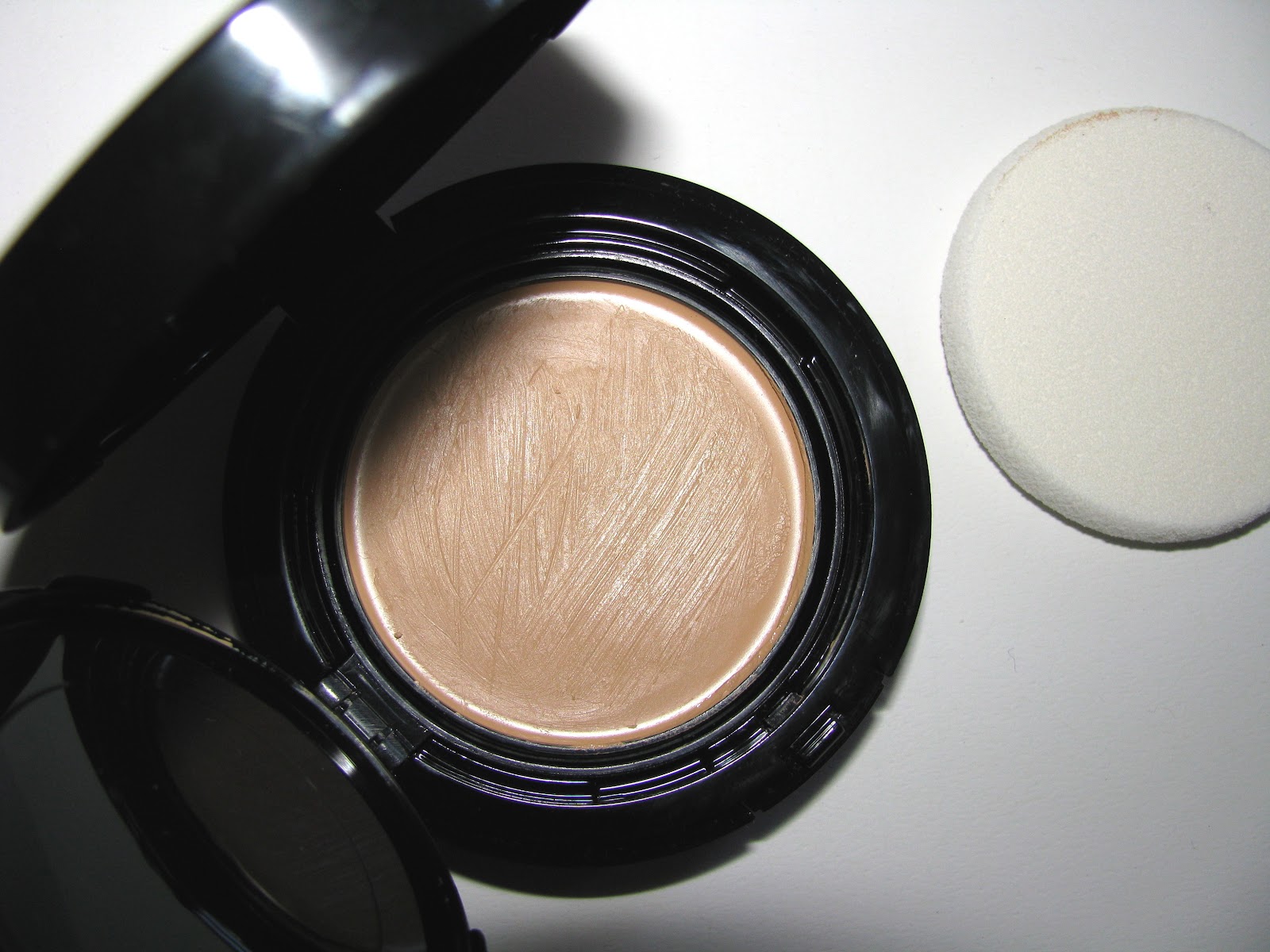 The Beauty Alchemist Chanel Vitalumiere Aqua Cream Compact Makeup