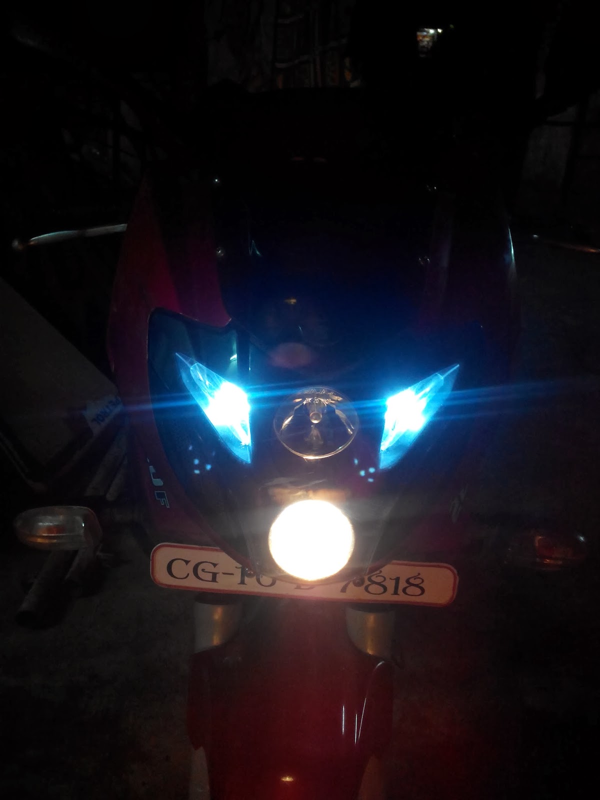 pulsar 220 parking light