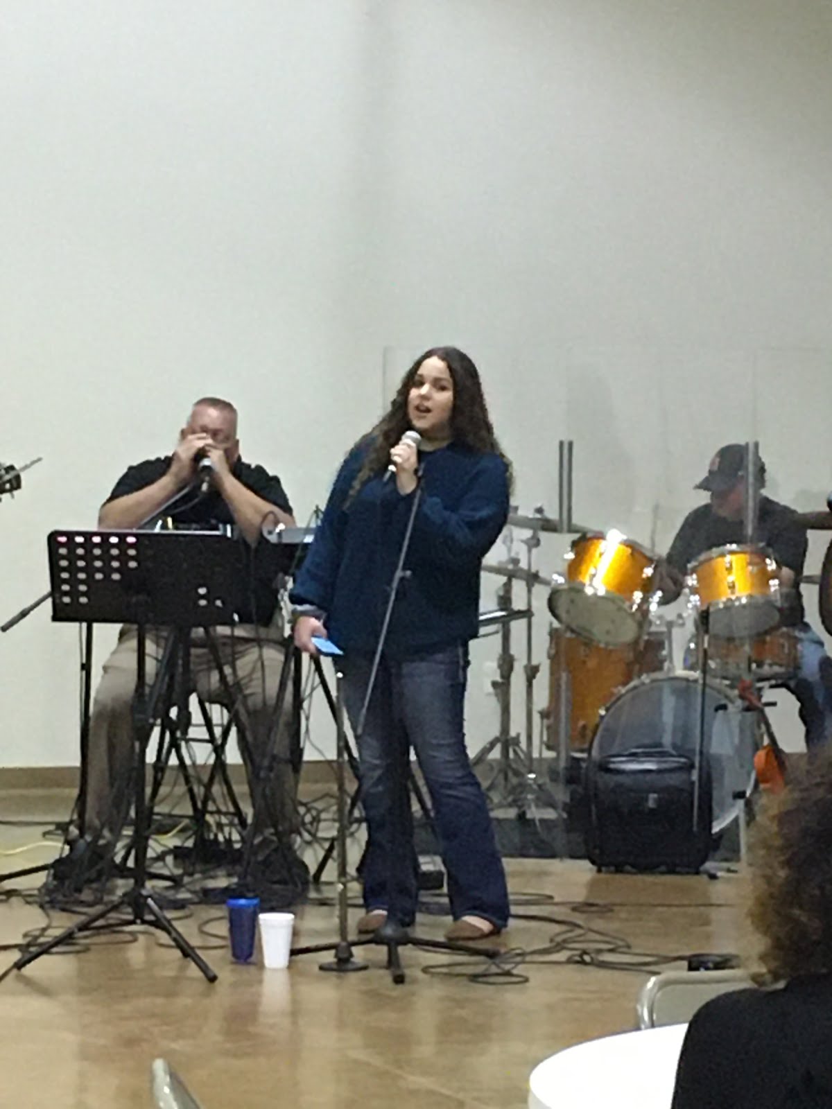 Jubilee singing with the church band