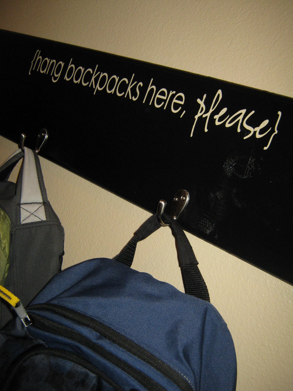 Ginger Snap Crafts fab friday {4 backpack hooks}