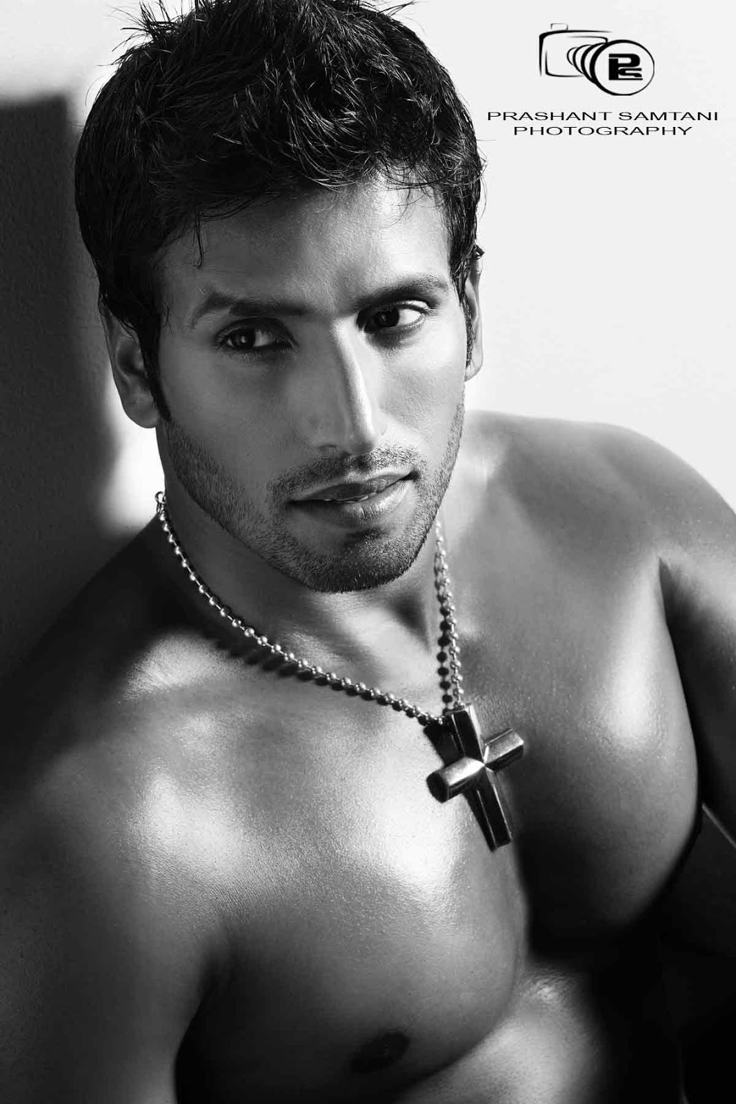 Shirtless South Asian Men: Ashraf Khan