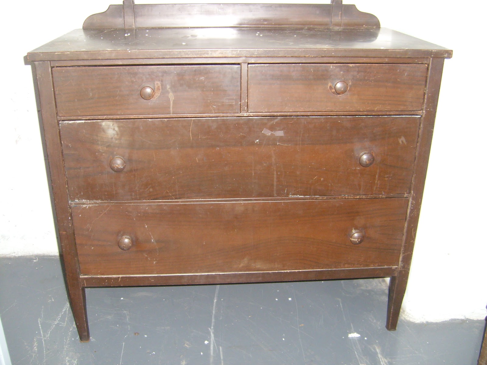 Simmons Metal Dresser Bongrande