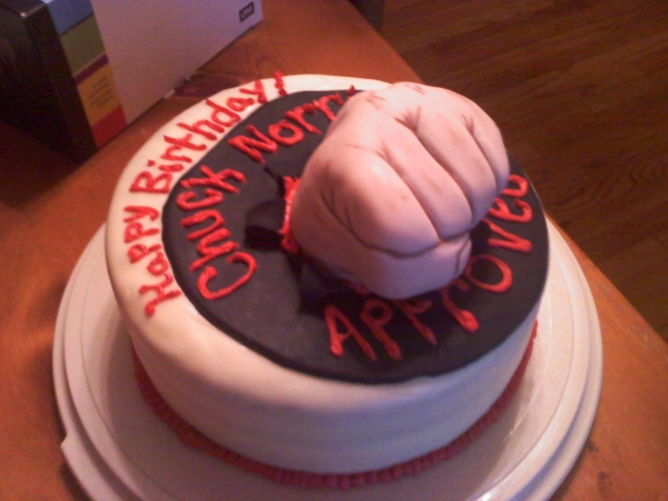Chuck+Norris+birthday+cake.jpg