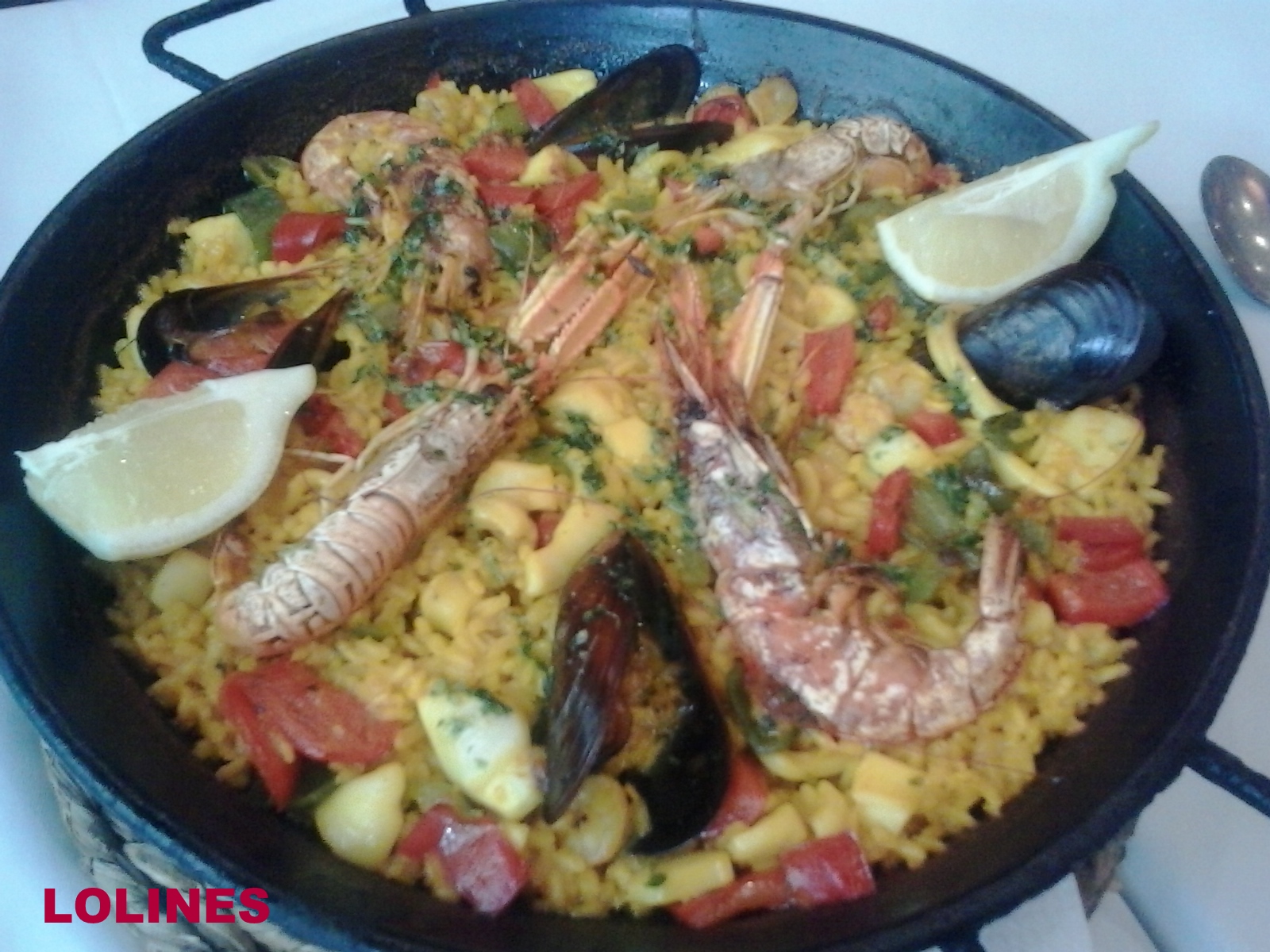 CUINA AMB LA LOLINES PAELLA CON SEPIA Y VERDURAS