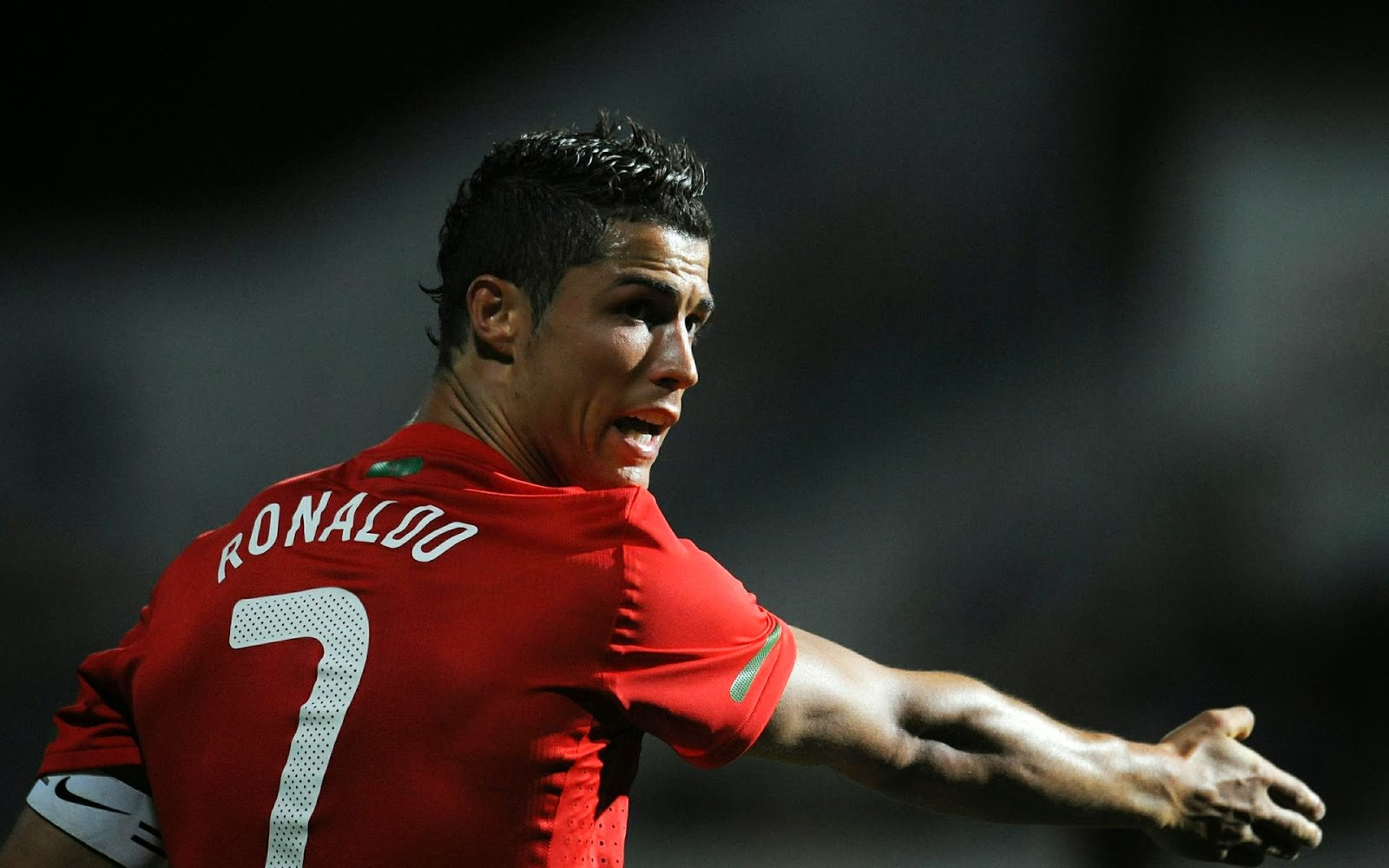 Wallpaper CR7 Cristiano Ronaldo HD | Deloiz Wallpaper
