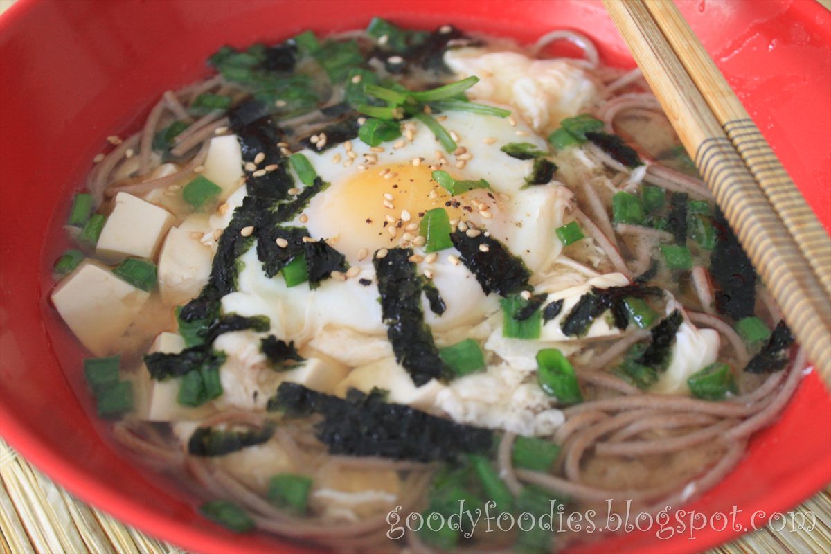 GoodyFoodies Quick Lunch Soba with soft poached egg in miso soup