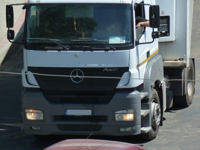 Truck , 4x2 , 4x2 Truck , Thermo King Trailer , Mercedes Benz Axor 1840 4x2 Truck , Mercedes Benz Axor 1840 , Mercedes Benz Axor , Mercedes Benz  , Mercedes , Axor , Axor 1840