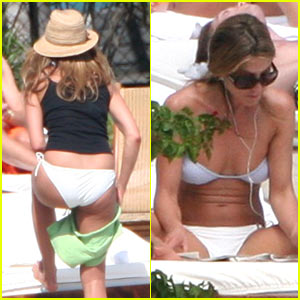 jennifer aniston bikini