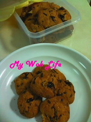 My Wok Life Cooking Blog Delicious Homemade Chocolate Rice & Raisin Almond Cookies